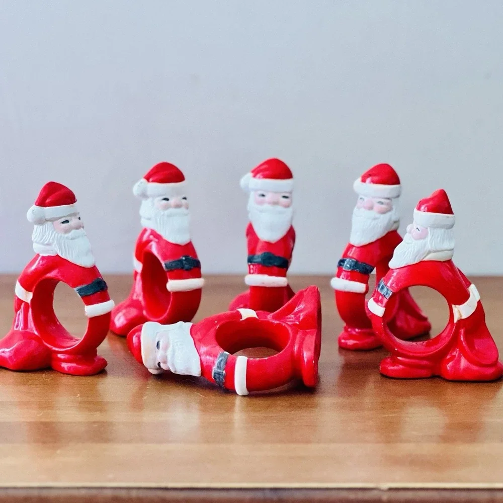 Vintage Santa Napkin Rings Christmas Retro Kitschy  Ceramic Saint Nicholas‎ EUC
